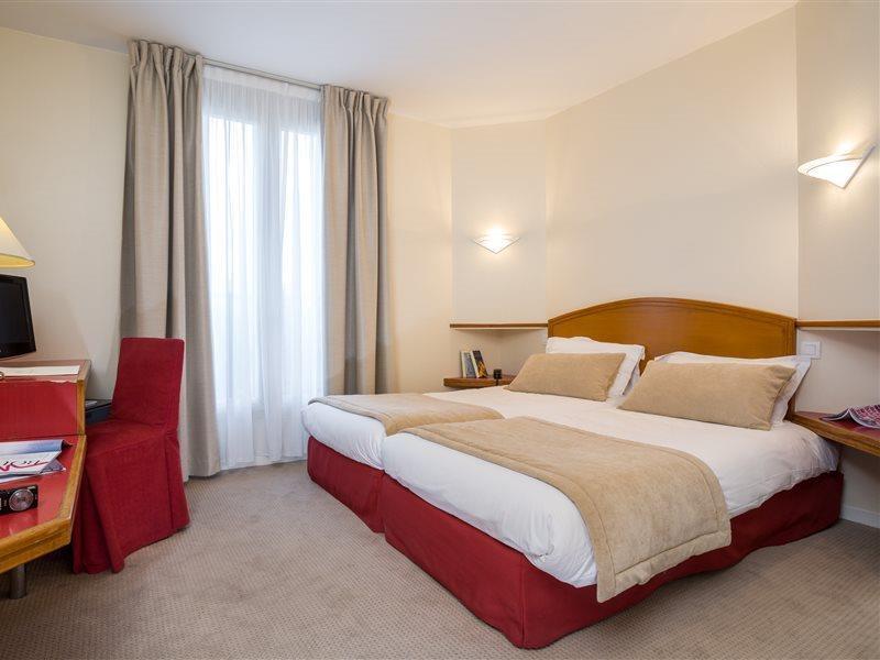 Hotel Fertel Maillot Parigi Esterno foto