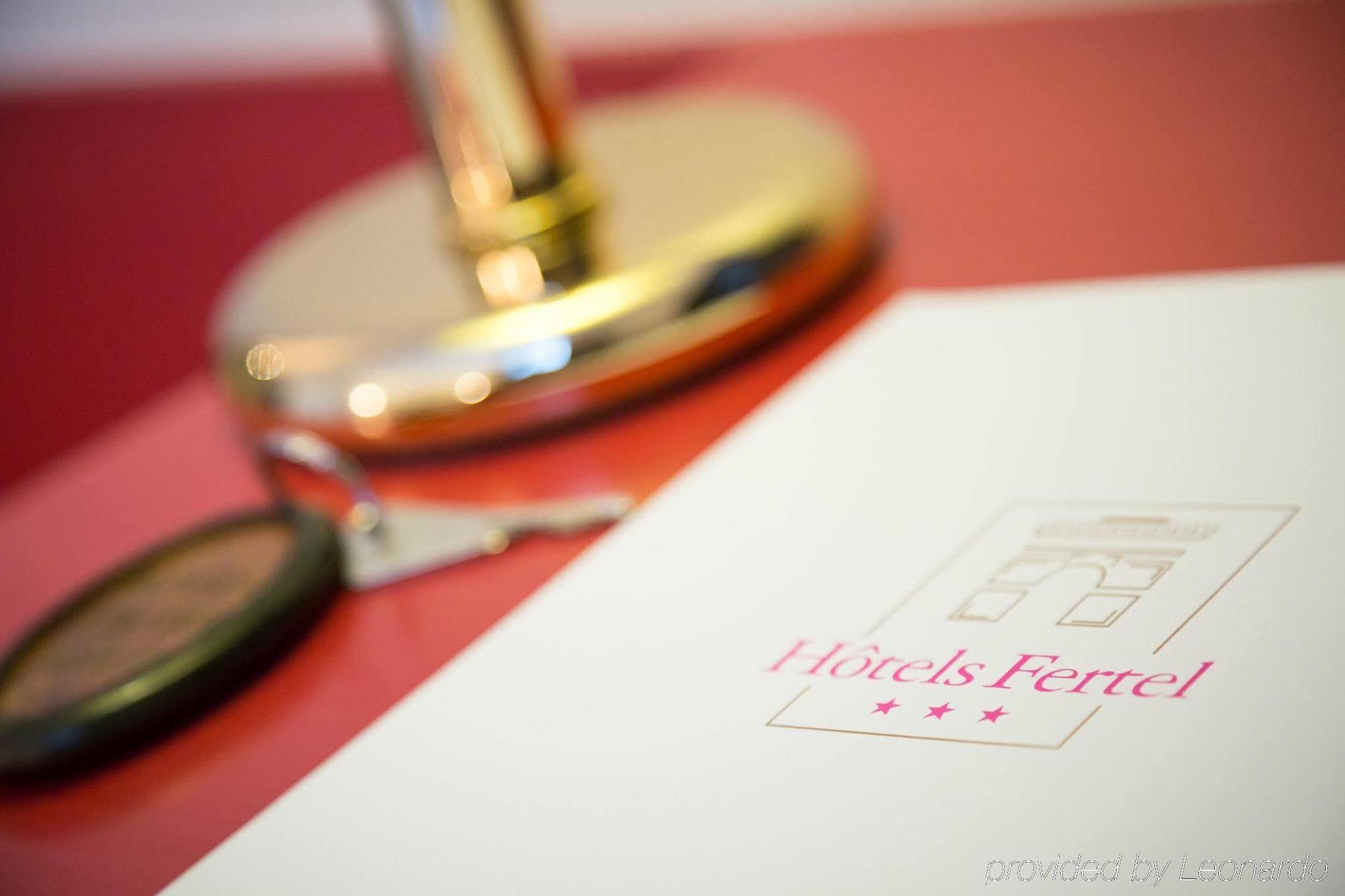 Hotel Fertel Maillot Parigi Esterno foto